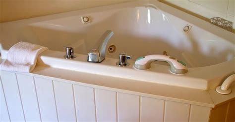 How to Fix a Hot Tub Leak: Step